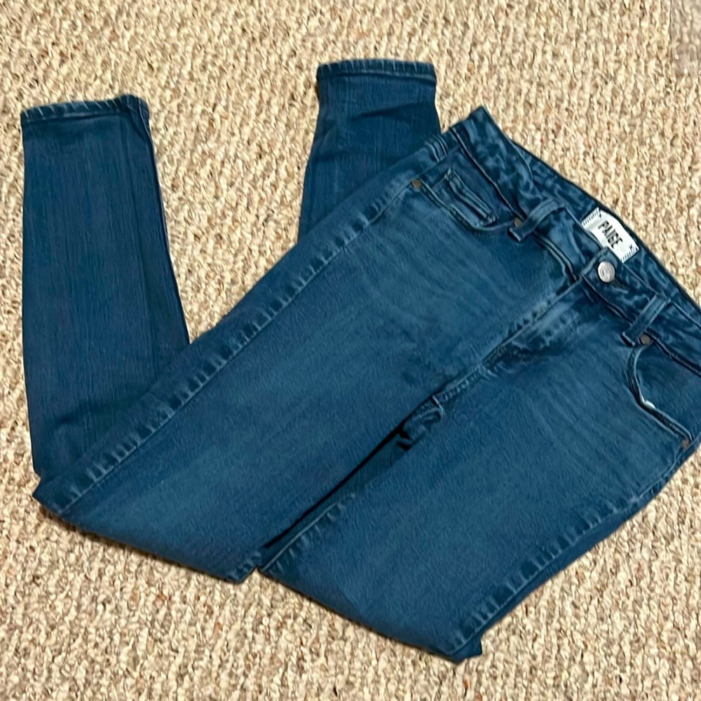Paige Verdugo Ankle Jeans Size 27 Medium Blue with Wash Finish